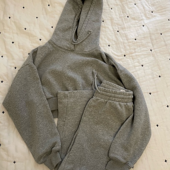 TNA Heather Gray Sweatpants Joggers with Elastic Waistband - Picture 1 of 3